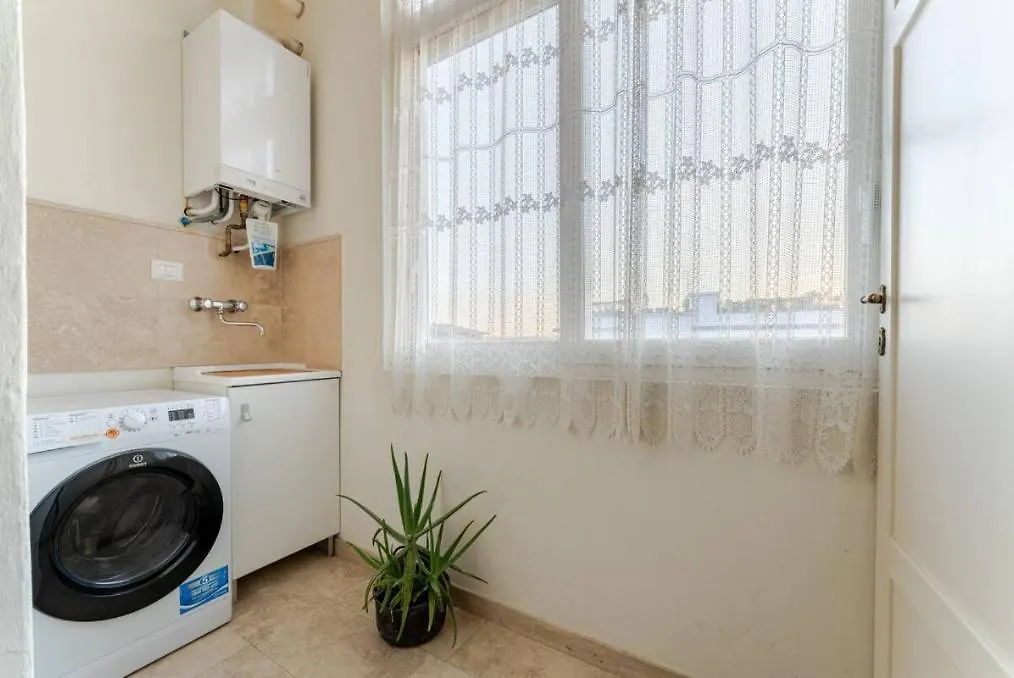 Apartment Appartamento A 150M Dal Duomo Pietrasanta Italy