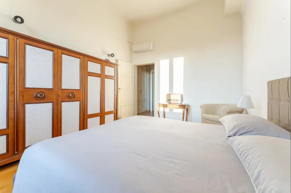 Apartment Appartamento A 150M Dal Duomo Pietrasanta
